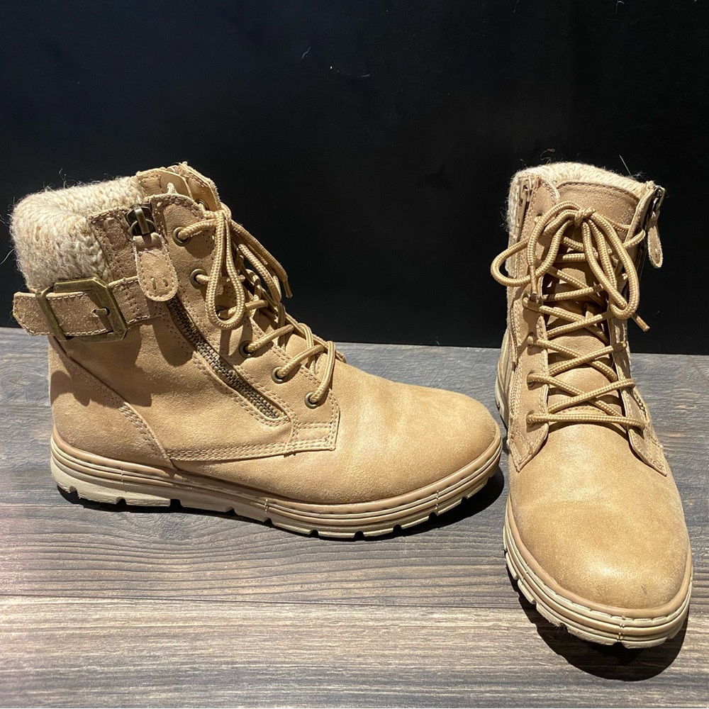 Women's Cliffs by White Mountain Kelsie Side Zip Boot Size 7.5